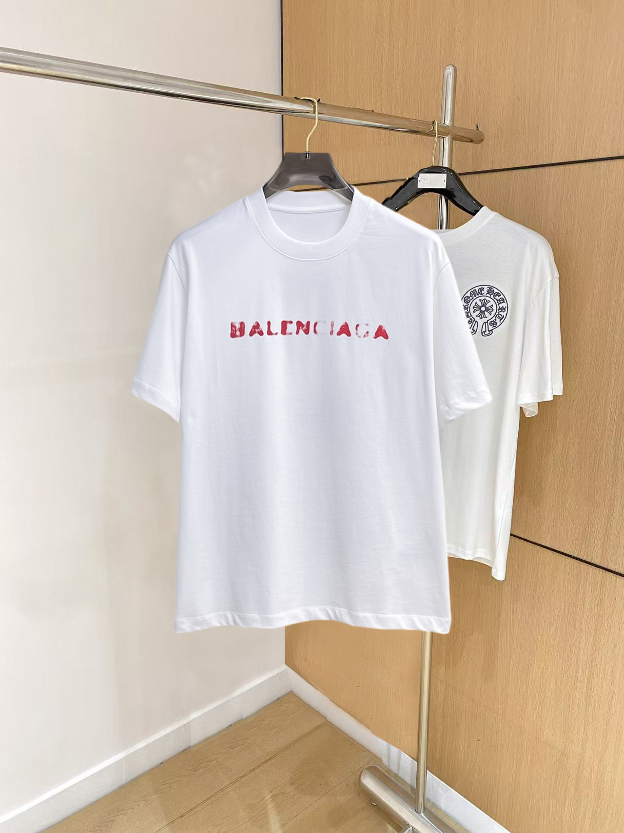 short sleeves